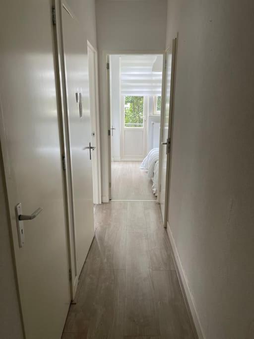 Private Double Bed Room Only With Balcony In Apartment Rotterdam Zewnętrze zdjęcie